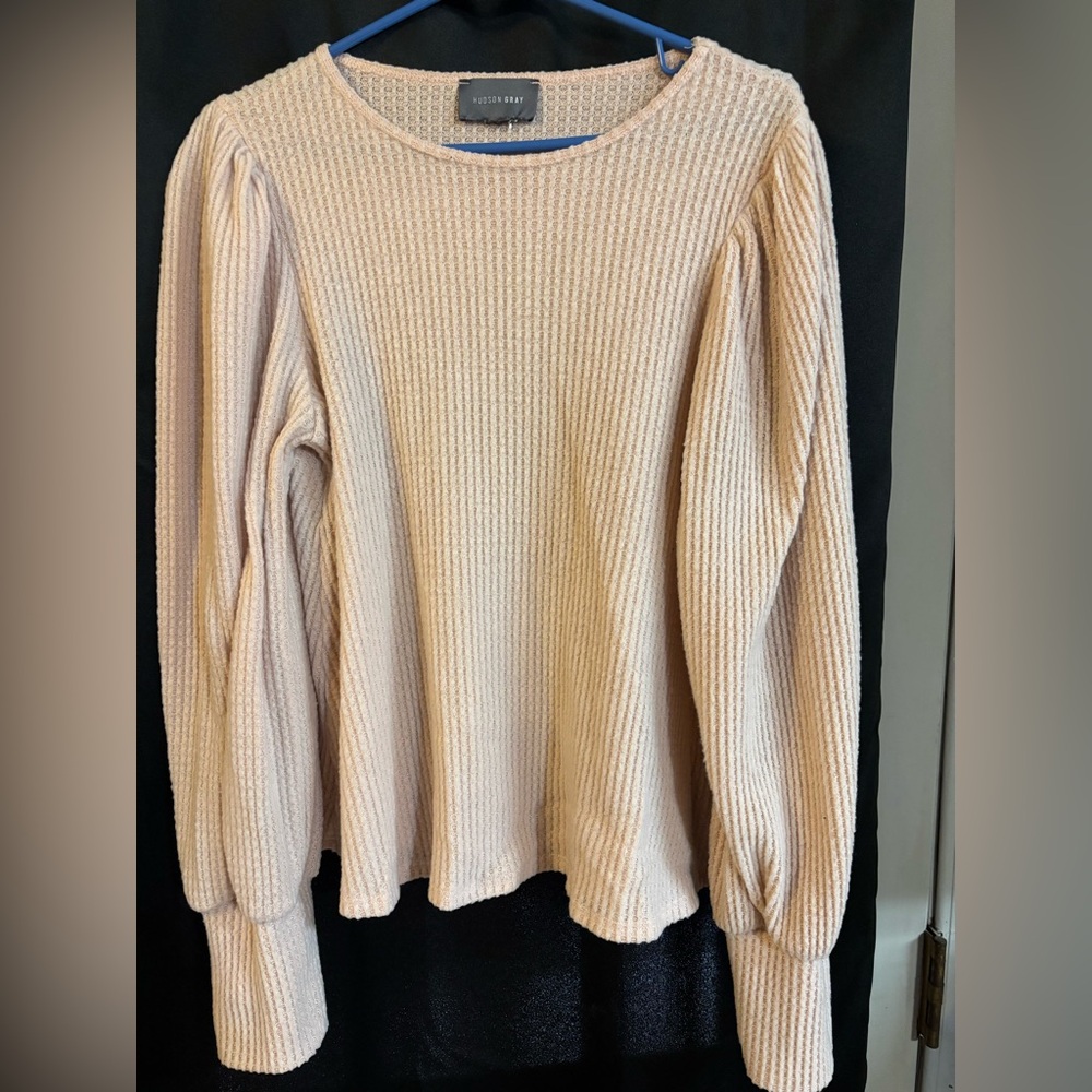 Puffed shoulder sweater, Hudson Gray Brand